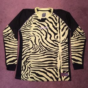 Rinat Soccer/Sports Jersey Men’s Long Sleeve Large